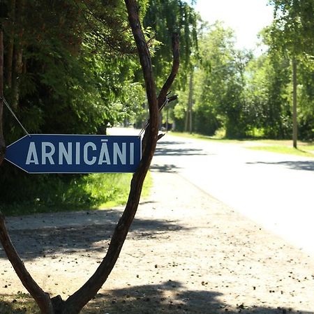 Viesu Maja Arnicani Ragaciems Ngoại thất bức ảnh